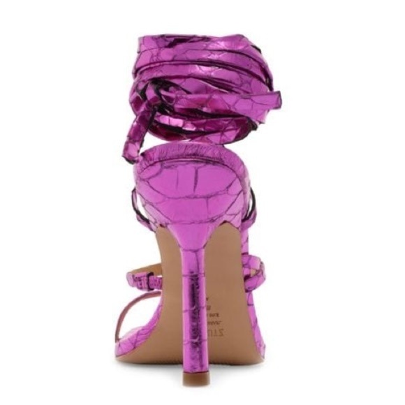 New!‼️ SCHUTZ
Lily Croc-Embossed Metallic Leather Ankle-Wrap Sandals - Picture 5 of 15